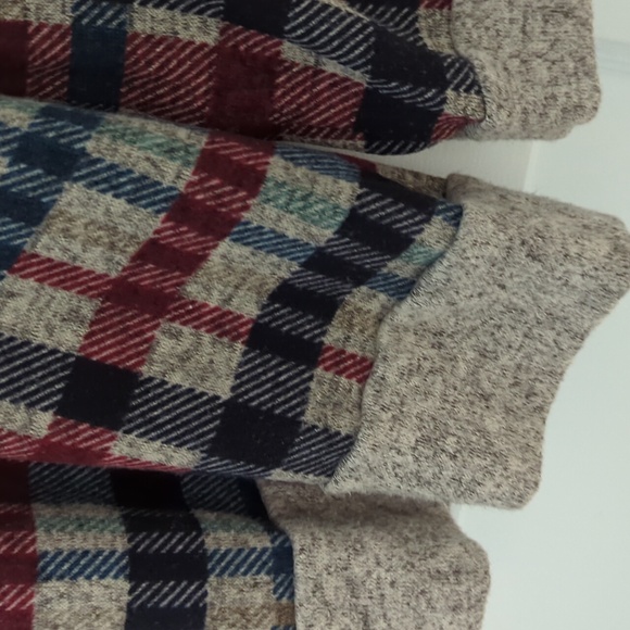 Luna Sz 2X Soft Plaid Long Sleeve Top with Quarter Zip Neckline - Picture 5 of 6